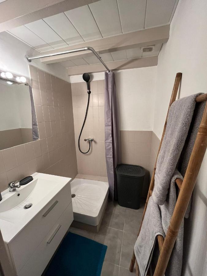 Le Central - T2 Proche Saint Charles Apartment Marseille Exterior photo